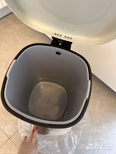 Мусорное ведро