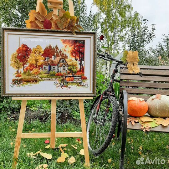 Вышитое полотно