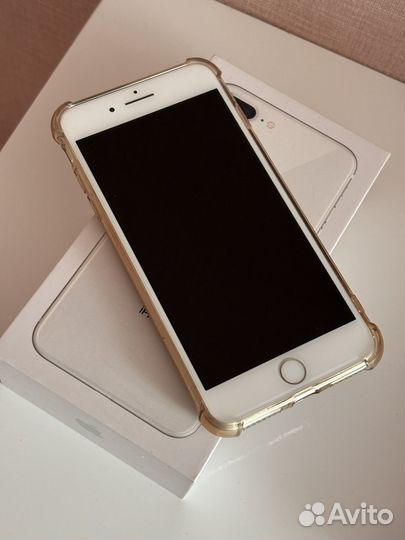 iPhone 8 Plus, 64 ГБ