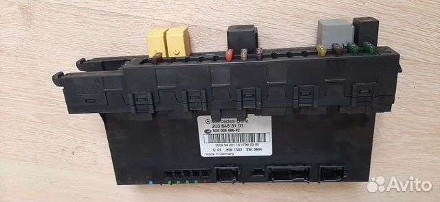 Блок предохранителей задний Mercedes C-Class W203