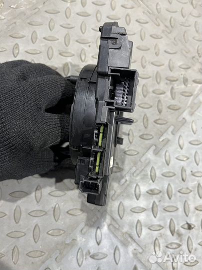 Подрулевая контактная группа