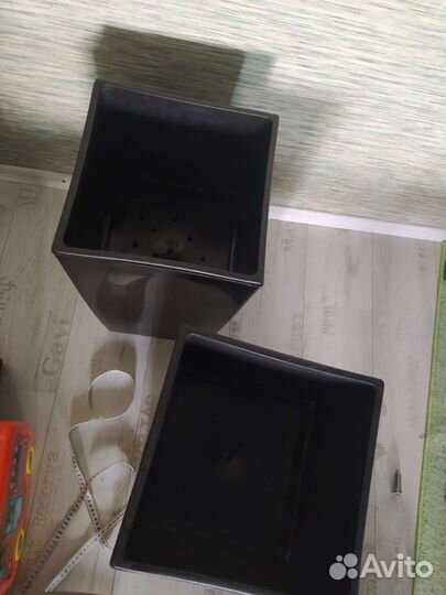 Высокие вазоны coubi