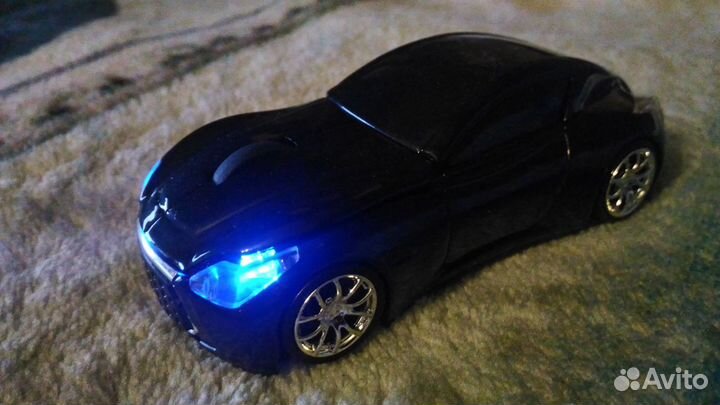 Беспроводная мышь в виде машины