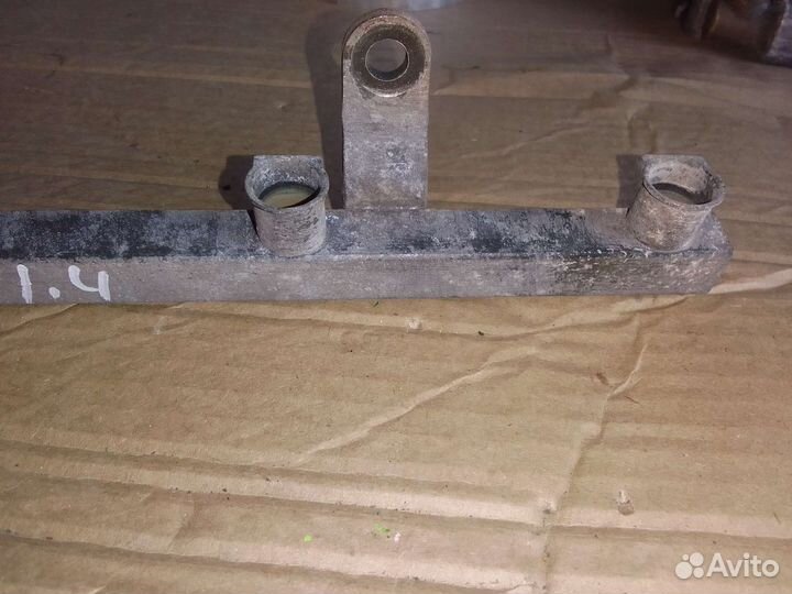 Рампа (рейка) топливная 1.4 Chevrolet Aveo T200