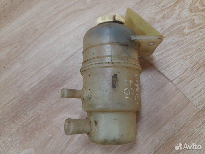 Бачок гур Mitsubishi Galant EA0 1996-2005