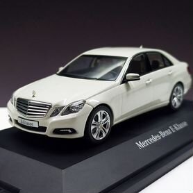 1:43 Mercedes E-Class W212 White