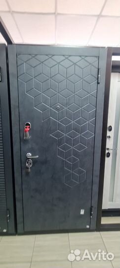 Дверь входная металлическая