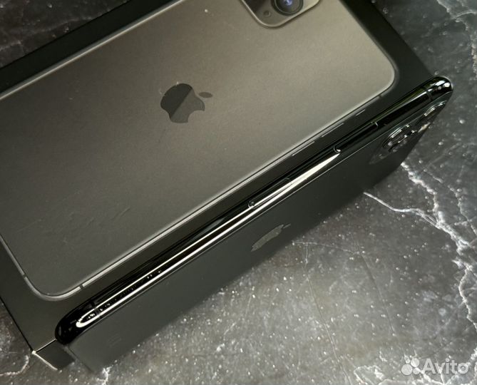 iPhone 11 Pro Max, 64 ГБ