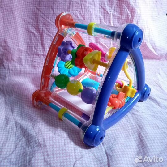 Развивающие игрушки