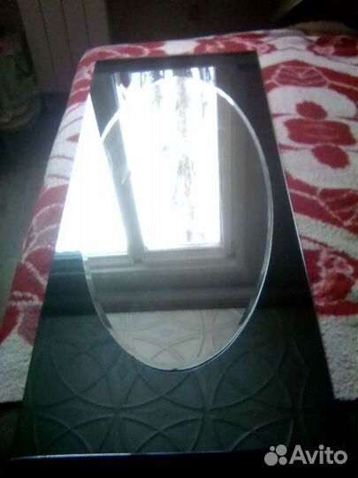 Зеркало настенное