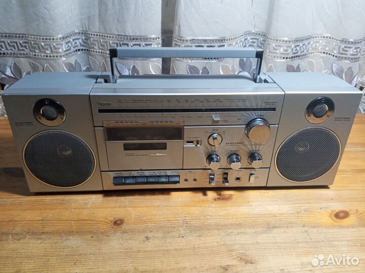 Кассетный магнитофон