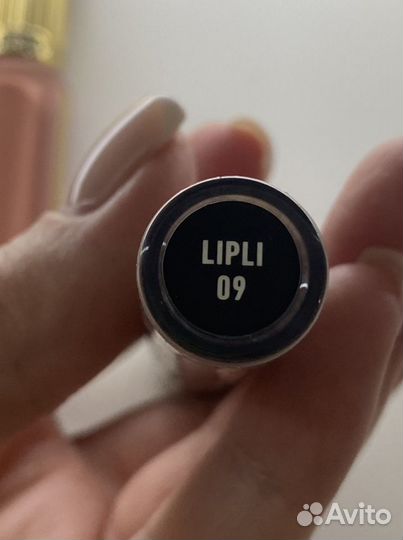 Матовые помады для губ