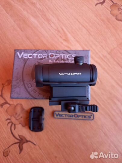 Коллиматорный прицел Vector Optics