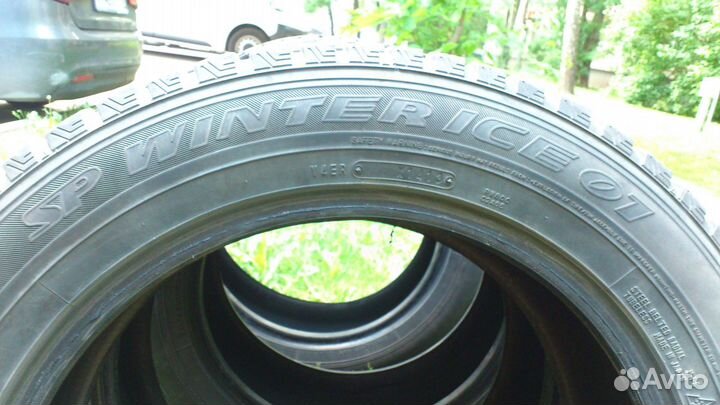 Dunlop Winter Maxx 215/60 R17 96T