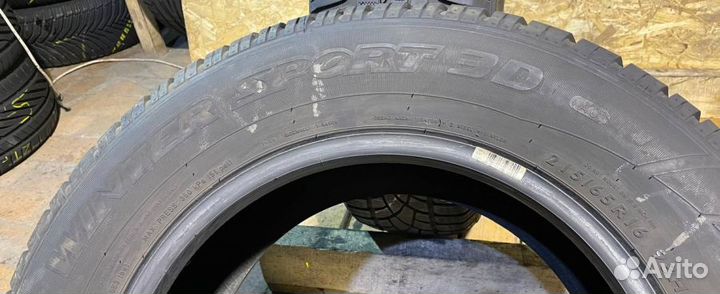 Dunlop SP Winter Sport 3D 215/65 R16