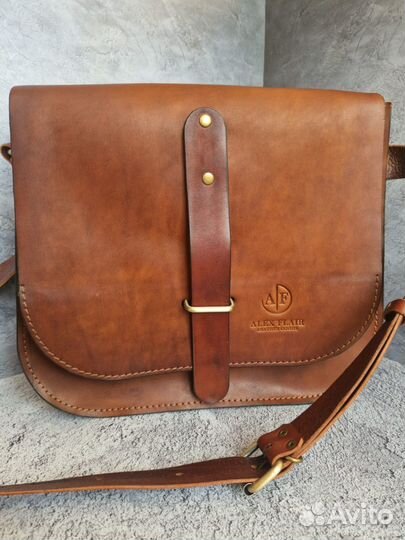 Женская кожаная сумка