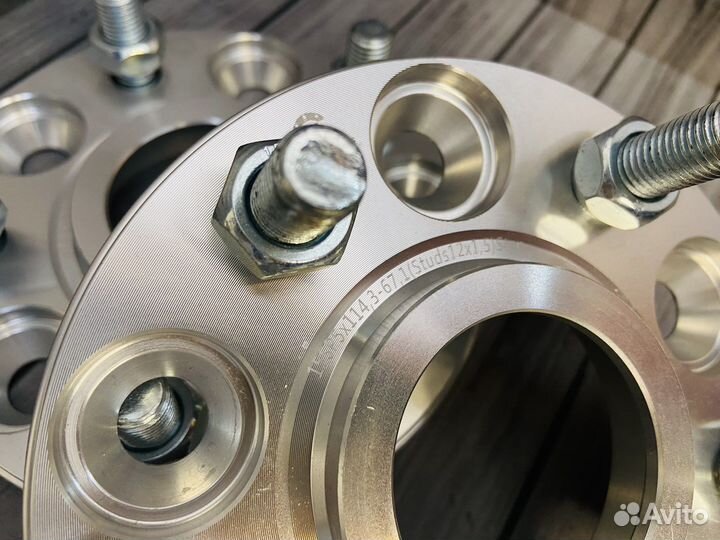 Проставки колесные 5х114.3-67.1/15мм