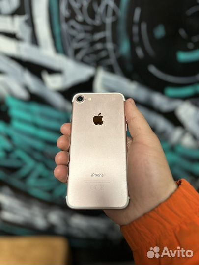 iPhone 7, 32 ГБ