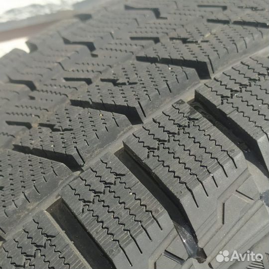 Tracmax X-Privilo S360 225/60 R18