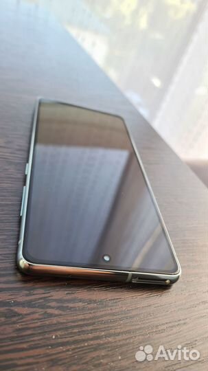 Дисплей с рамкой Samsung s20FE exynos snapdragon