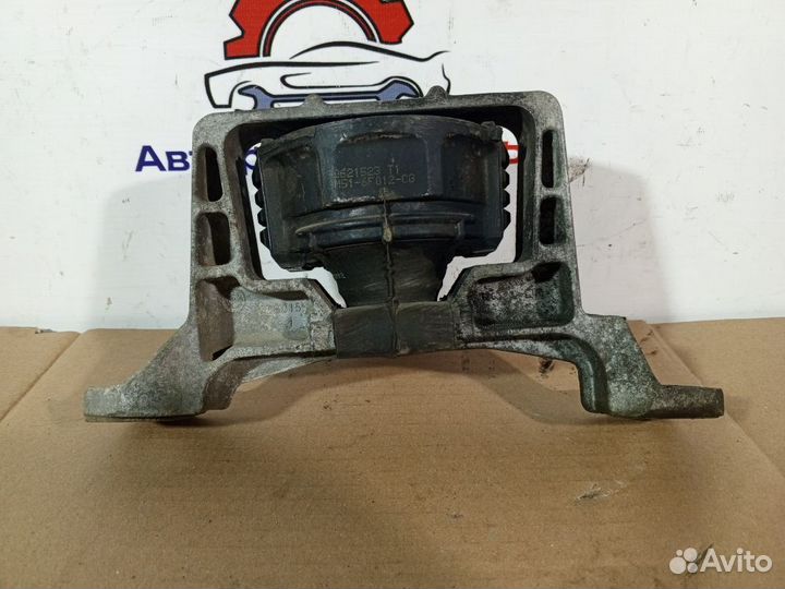 Подушка двигателя Volvo S40