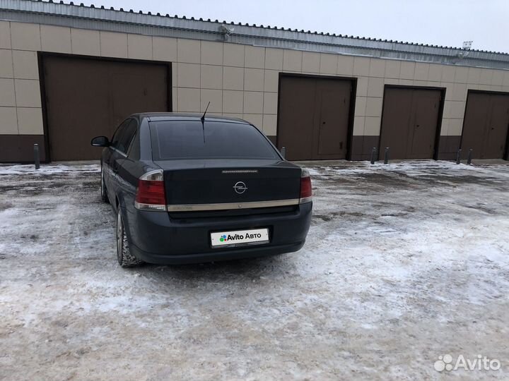 Opel Vectra 1.8 МТ, 2005, 200 000 км