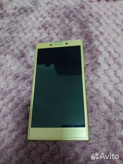 Телефон Sony xperia L2