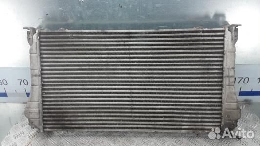 Радиатор интеркуллера toyota avensis T27 (BUK17KC0