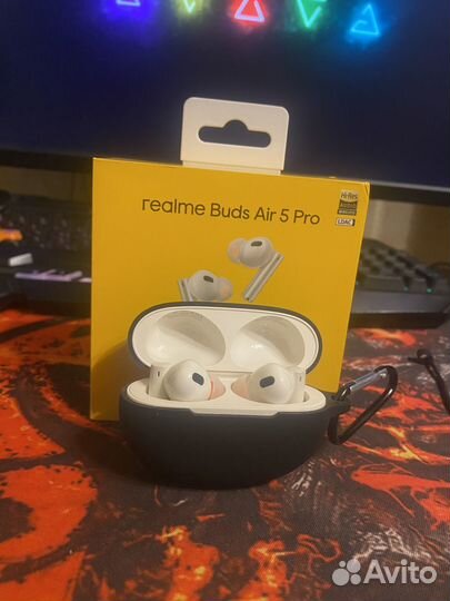 Наушники Realme Buds Air 5 Pro
