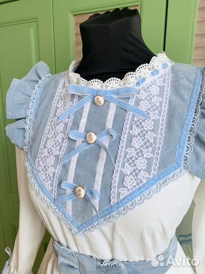 Платье в винтажном стиле