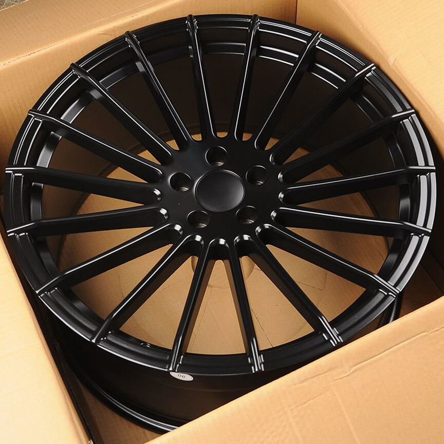 Диски на BMW X5 (G), BMW X6 (G), BMW X7 (G) KoKo Kuture 0124 10x21/5x112 D66.6 ET35 Black Matt литой