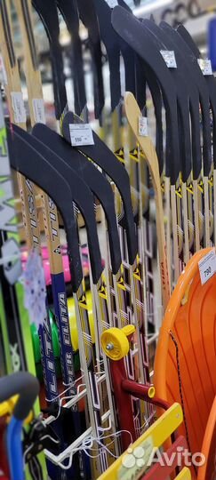 Клюшки хоккейные новые