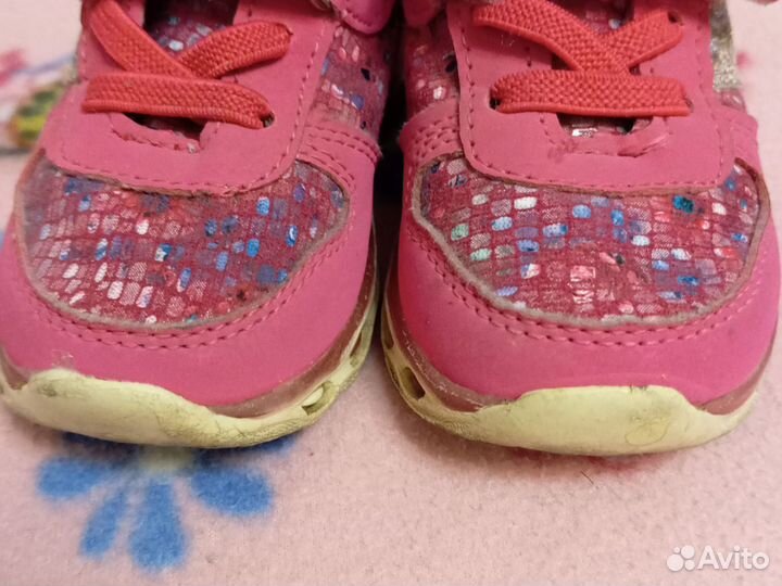 Кросовки для девочки 21 размер