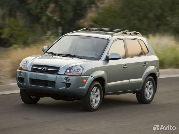 Лобовое стекло на Hyundai Tucson