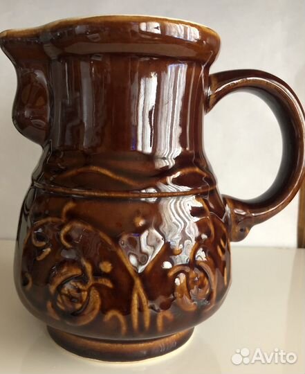 Керамические вазы, сервиз, кувшины