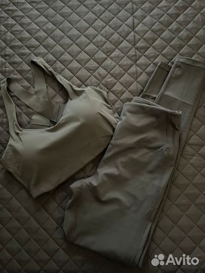 Спортивный костюм