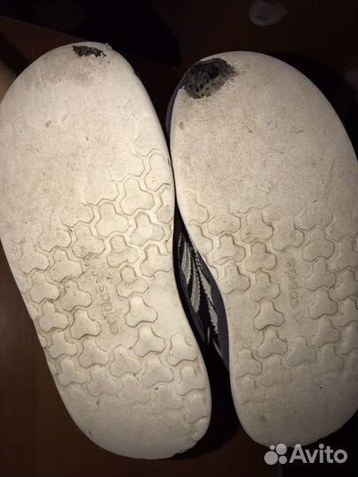 Кроссовки adidas