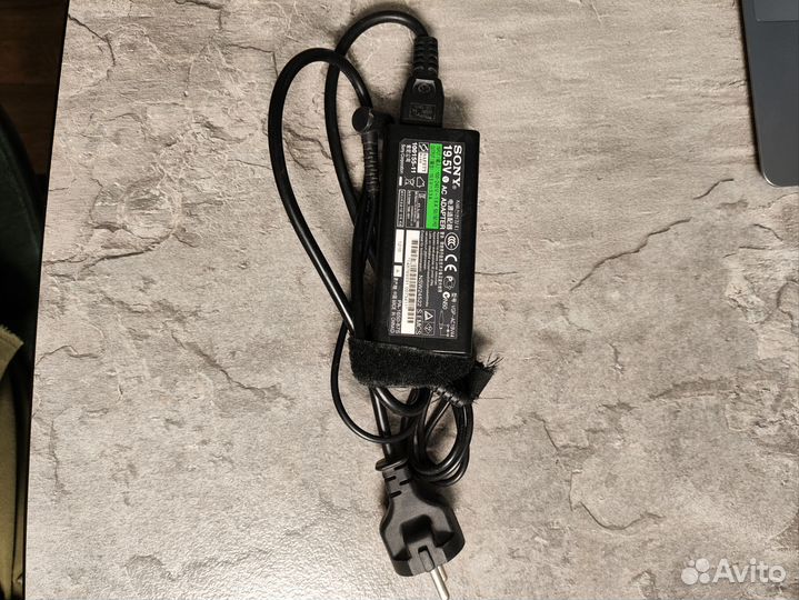 Блок питания для ноутбука Sony vaio