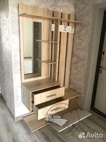 Прихожая
