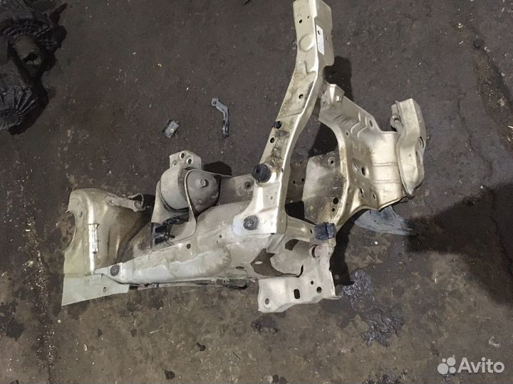 Hyundai accent передний правый лонжерон