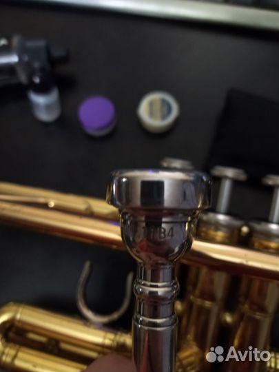 Труба Yamaha YTR2330 2 мундштука сурдина чехлы