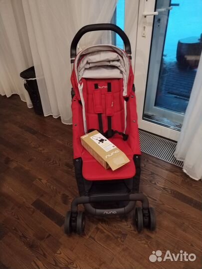 Прогулочная коляска nuna pepp