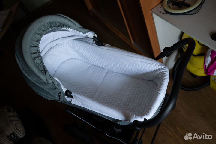 Коляска люлька bebizaro classic