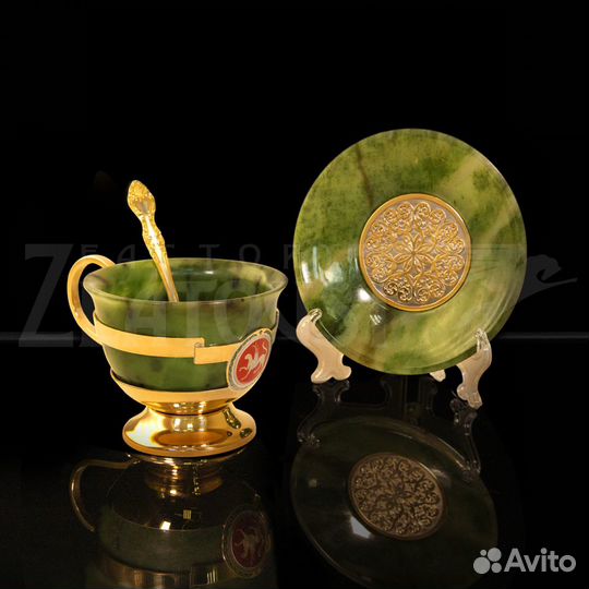 Чайный набор с самоваром золотой
