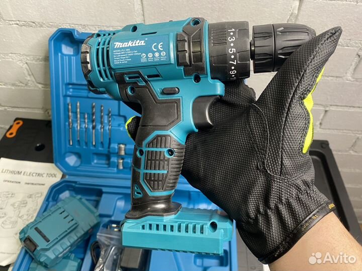 Шуруповерт makita 18v