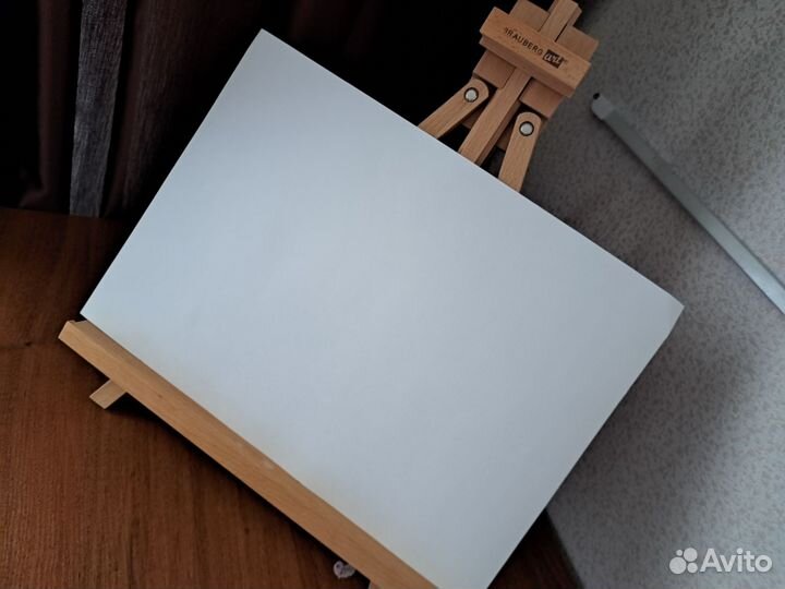 Мольберт настольный