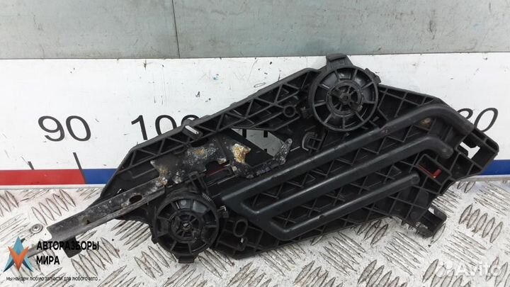 Крепление бампера Skoda Octavia 2 (A5) рест. 2011