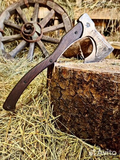 Топор цельнометаллический 