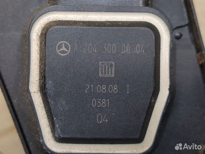 Педаль газа Mercedes C W204, 2008