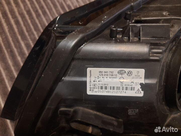 Фара передняя правая Фольксване тигуан